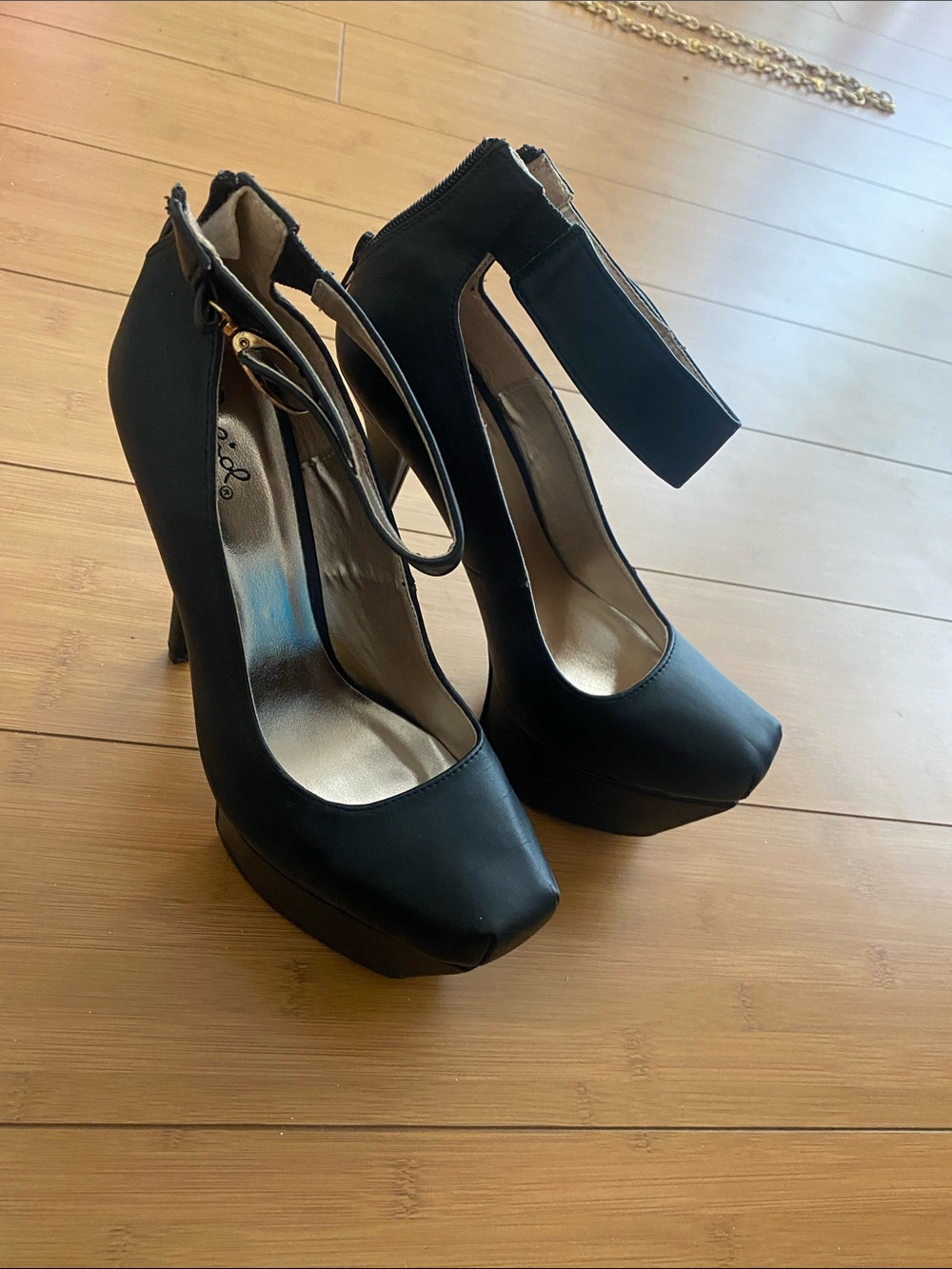 Brand new never used sexy heels